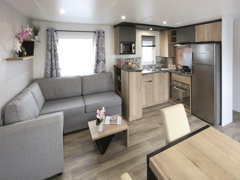 Mobil Home Tout Confort - Cote Landaise แซ็งต์-จูเลียง-อ็อง-บอร์ง ภายนอก รูปภาพ